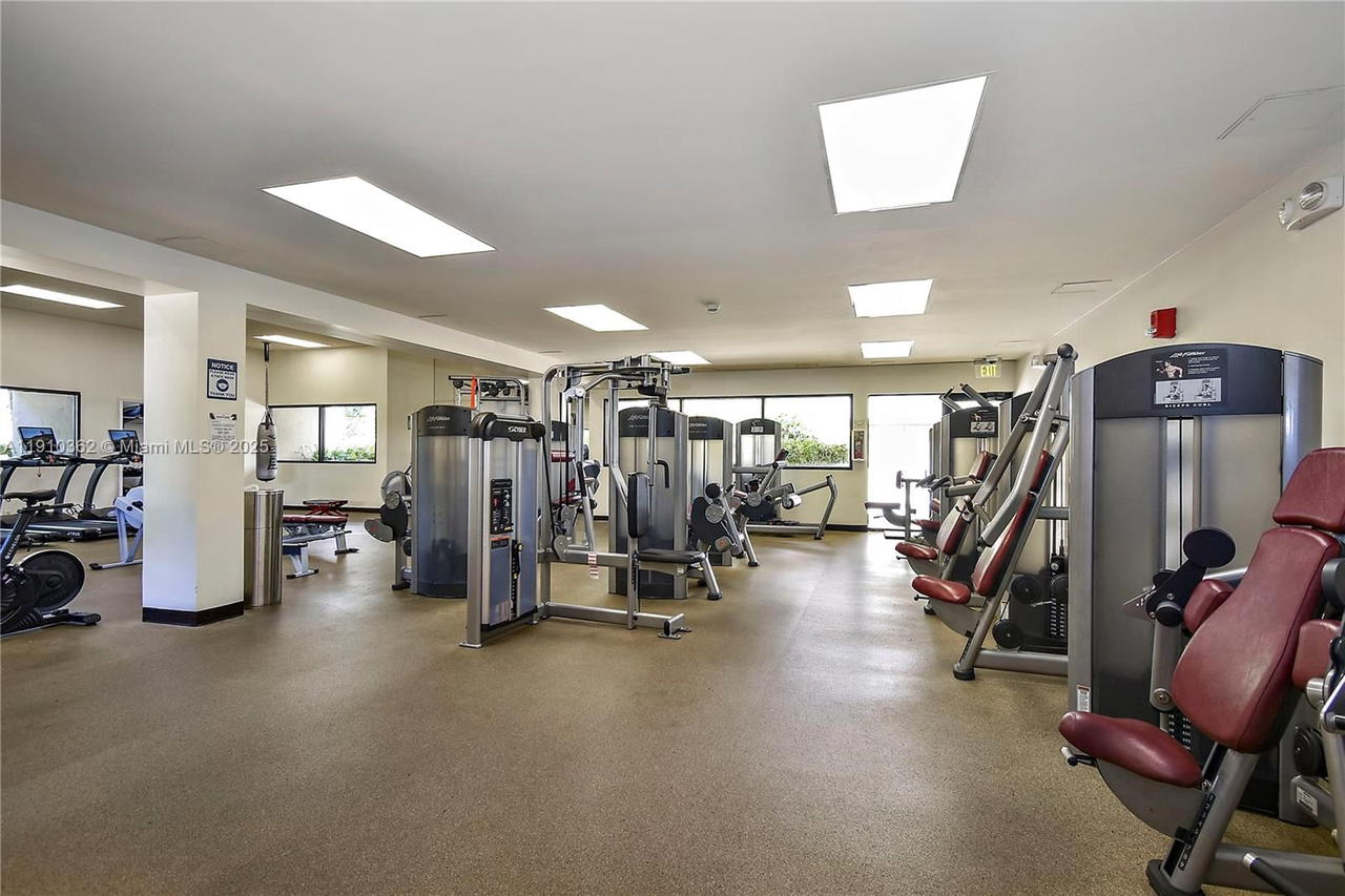 Real estate property located at 151 Crandon Blvd #1136, Miami-dade, The Emeraldbay @ Key Colo, Key Biscayne, FL