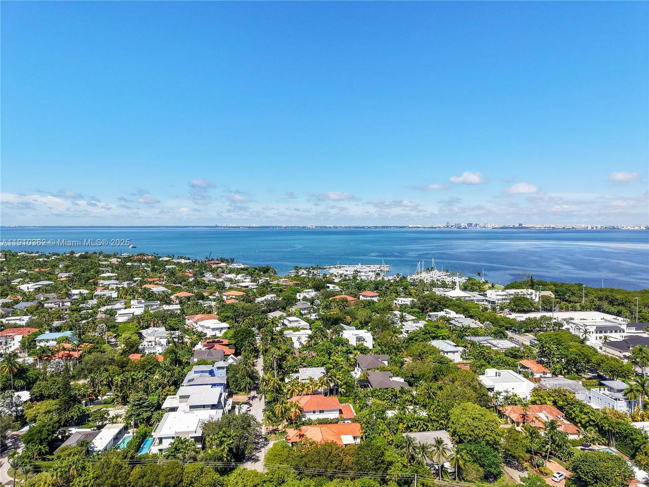 Real estate property located at 151 Crandon Blvd #1136, Miami-dade, The Emeraldbay @ Key Colo, Key Biscayne, FL