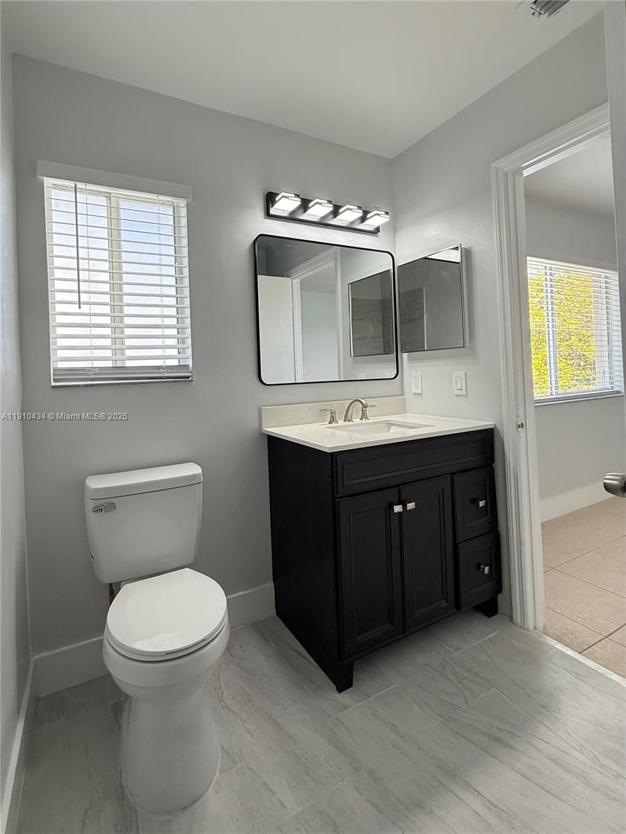 Real estate property located at 17406 139th Ct, Miami-dade, Weitzer Serena Lakes Town, Miami, FL