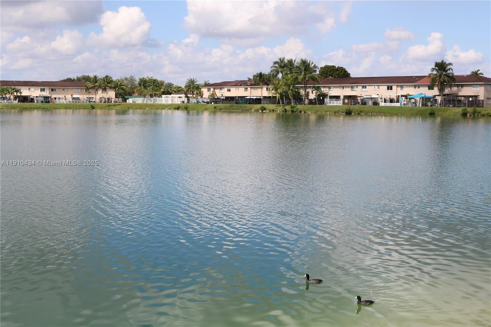 Real estate property located at 17406 139th Ct, Miami-dade, Weitzer Serena Lakes Town, Miami, FL