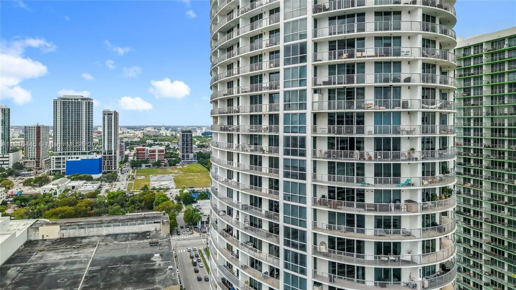 Real estate property located at 1750 Bayshore Dr #5503, Miami-dade, Opera Tower Condo, Miami, FL