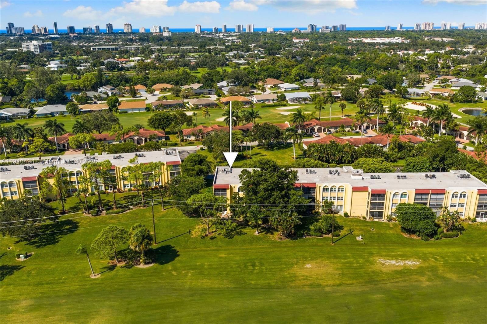 Real estate property located at 1087 Forest Lakes Drive #309, Collier, Forest Lakes, Naples, FL