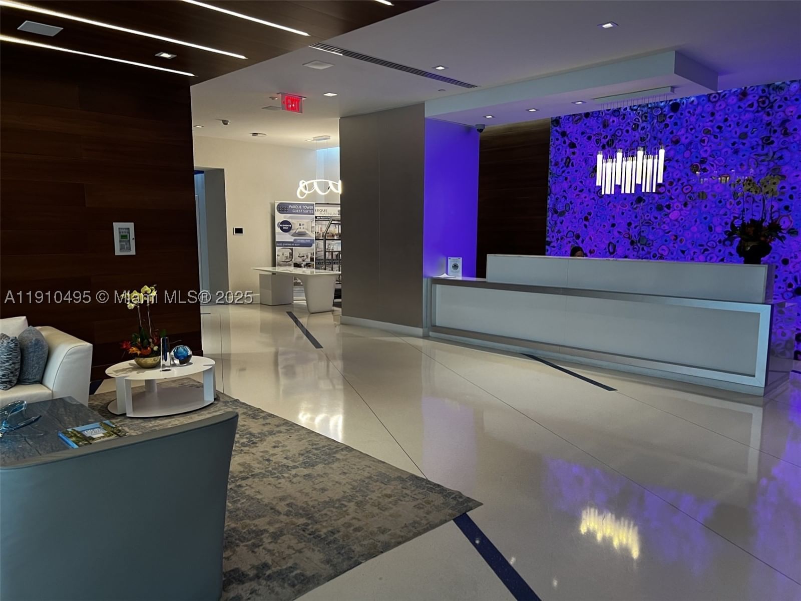 Real estate property located at 330 Sunny Isles Blvd #5-1008, Miami-dade, Parque Towers Condo, Sunny Isles Beach, FL