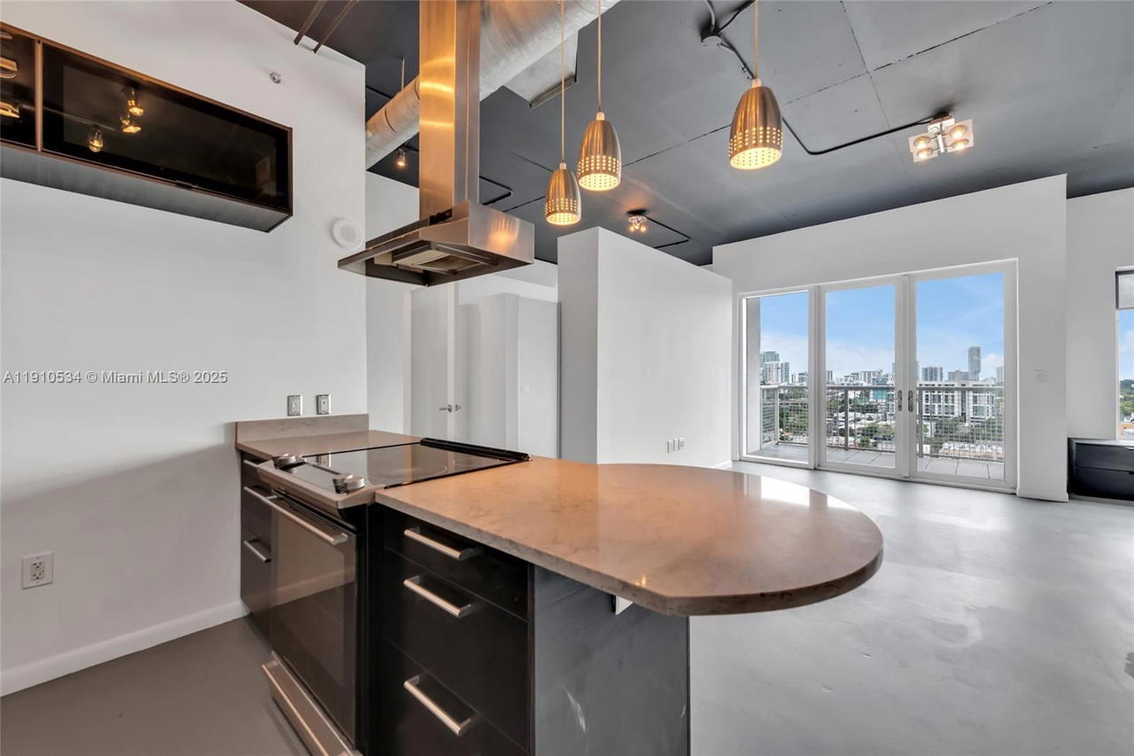 Real estate property located at 10 South River Dr #1509, Miami-dade, Neo Lofts, Miami, FL