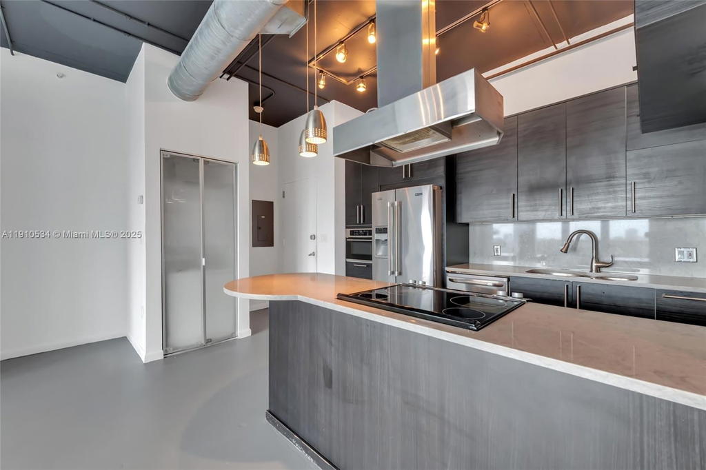 Real estate property located at 10 South River Dr #1509, Miami-dade, Neo Lofts, Miami, FL