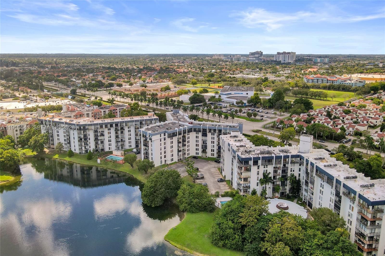 Real estate property located at 9686 Fontainebleau Blvd #507, Miami-dade, Golfview Cl Fontainebleau, Miami, FL