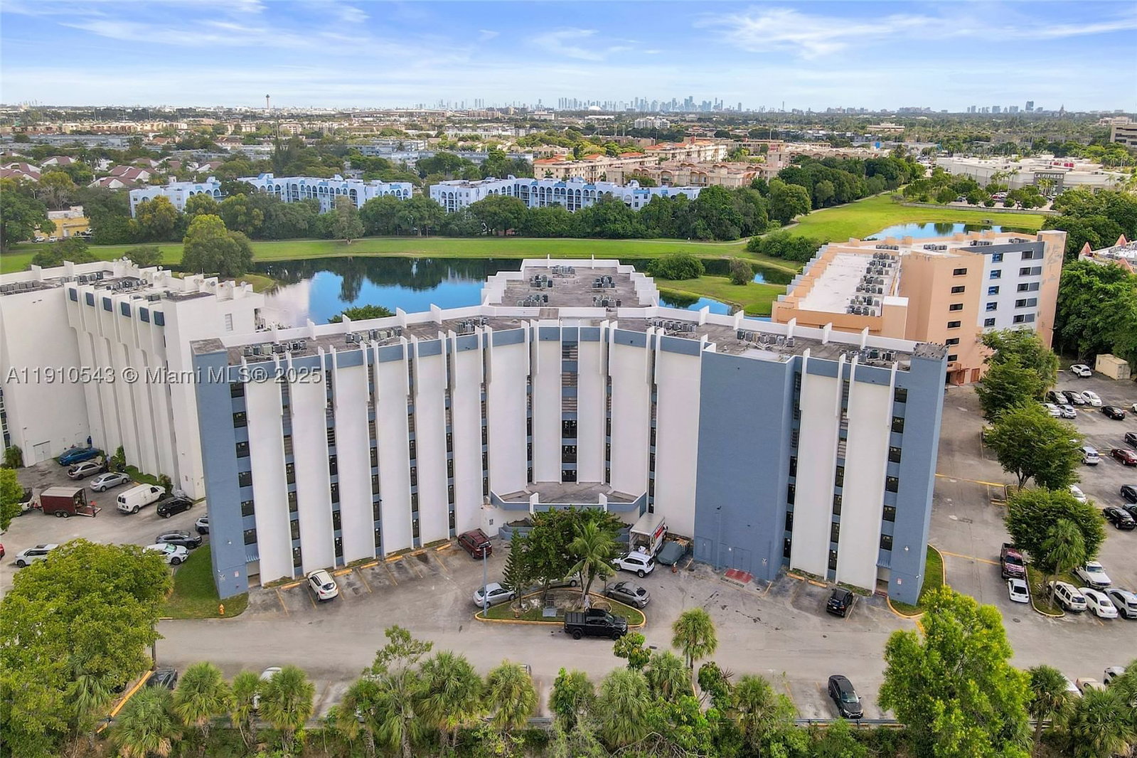 Real estate property located at 9686 Fontainebleau Blvd #507, Miami-dade, Golfview Cl Fontainebleau, Miami, FL