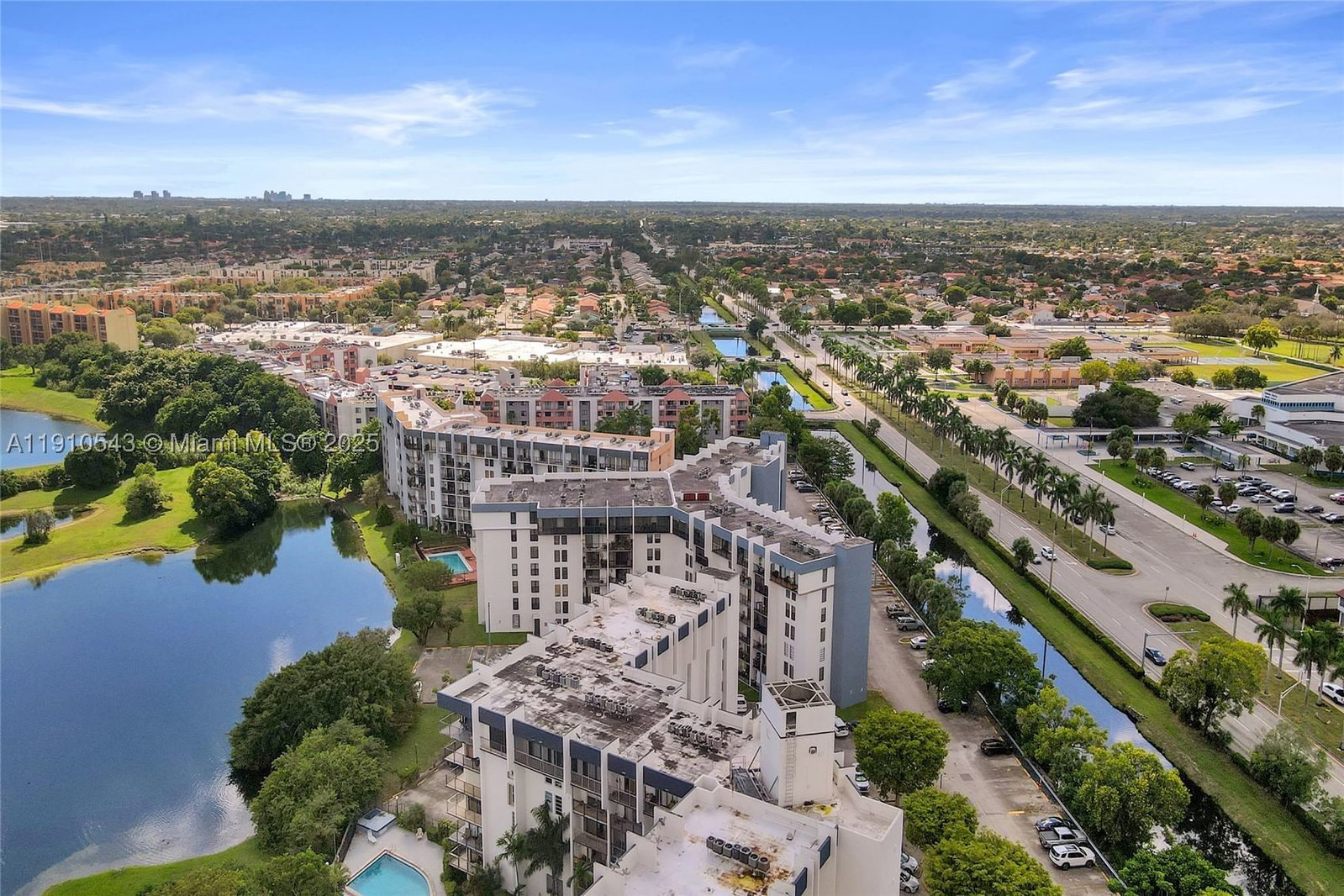 Real estate property located at 9686 Fontainebleau Blvd #507, Miami-dade, Golfview Cl Fontainebleau, Miami, FL