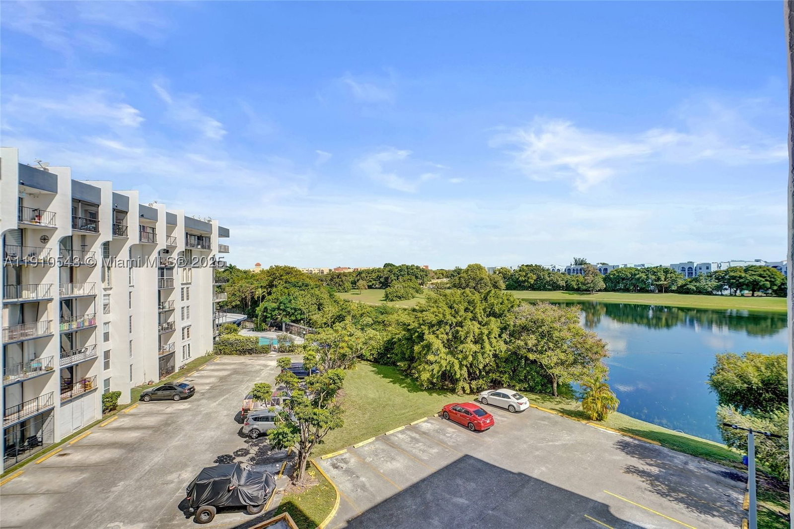 Real estate property located at 9686 Fontainebleau Blvd #507, Miami-dade, Golfview Cl Fontainebleau, Miami, FL