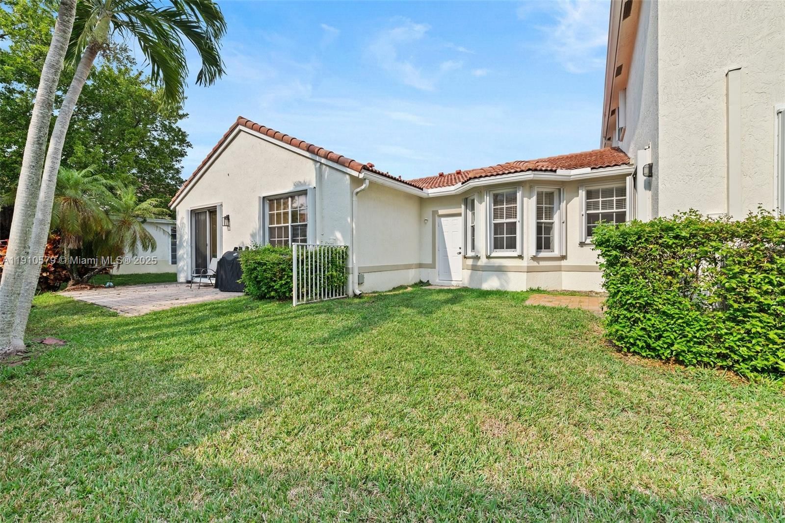 Real estate property located at 18746 27th Ct, Broward, Parcel D At Sunset Lakes, Miramar, FL