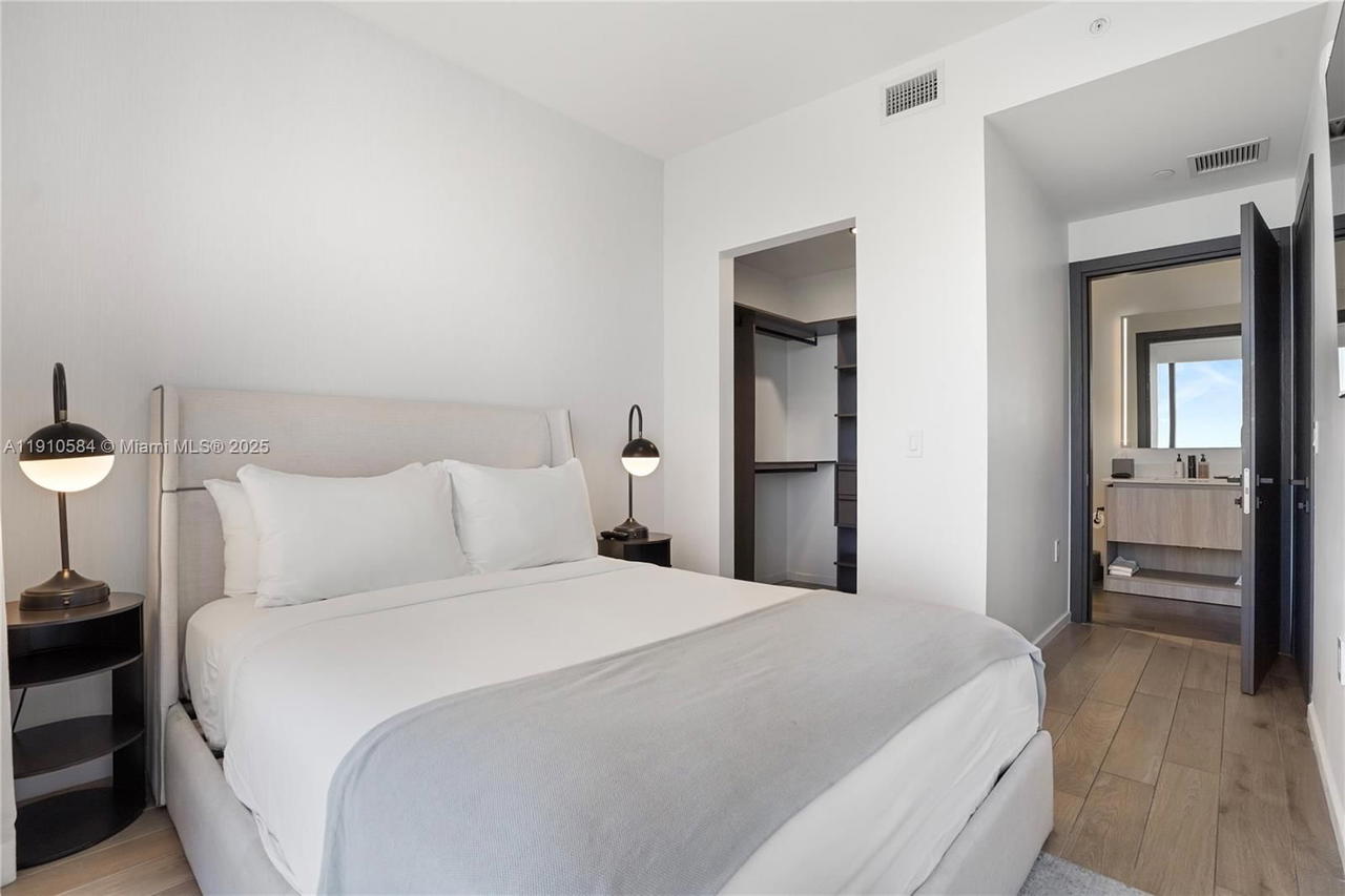 Real estate property located at 398 5th St #1811, Miami-dade, The Elser Residence, Miami, FL