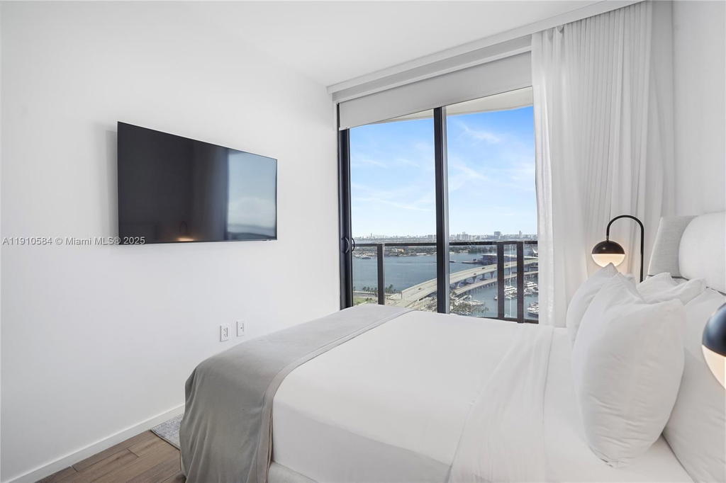 Real estate property located at 398 5th St #1811, Miami-dade, The Elser Residence, Miami, FL