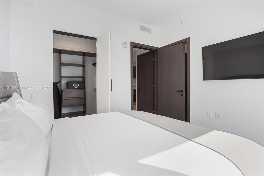 Real estate property located at 398 5th St #1811, Miami-dade, The Elser Residence, Miami, FL