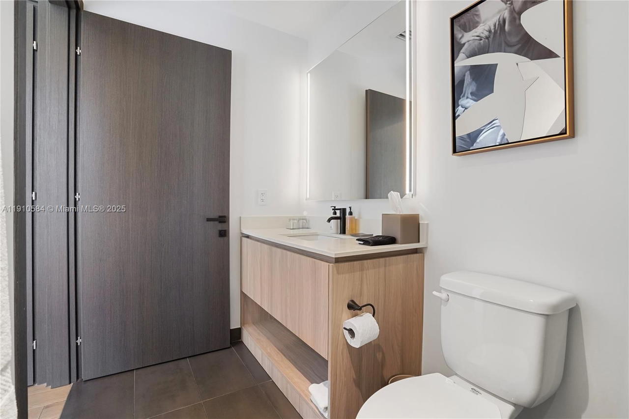 Real estate property located at 398 5th St #1811, Miami-dade, The Elser Residence, Miami, FL