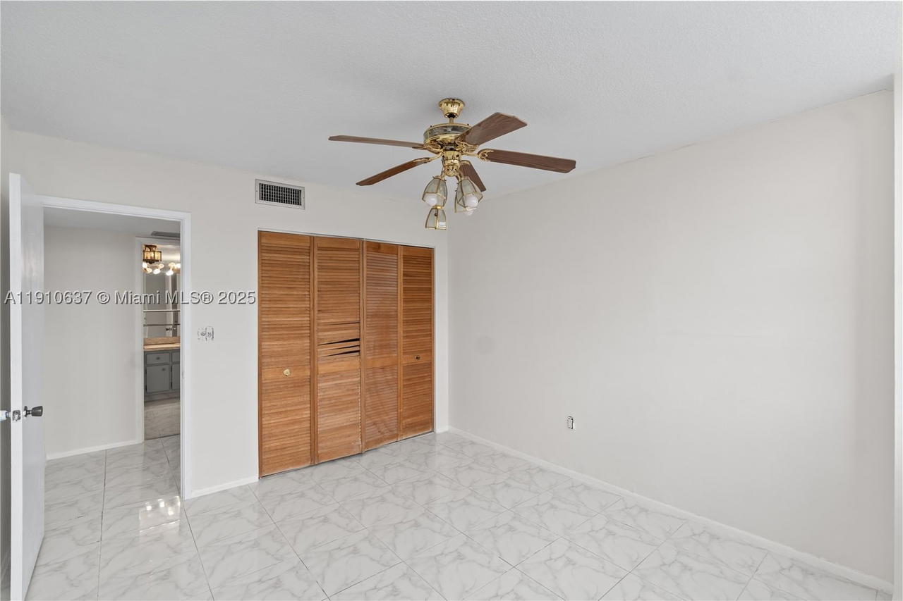 Real estate property located at 1351 Miami Gardens Dr #406E, Miami-dade, Buckley Towers Condo - Ea, Miami, FL