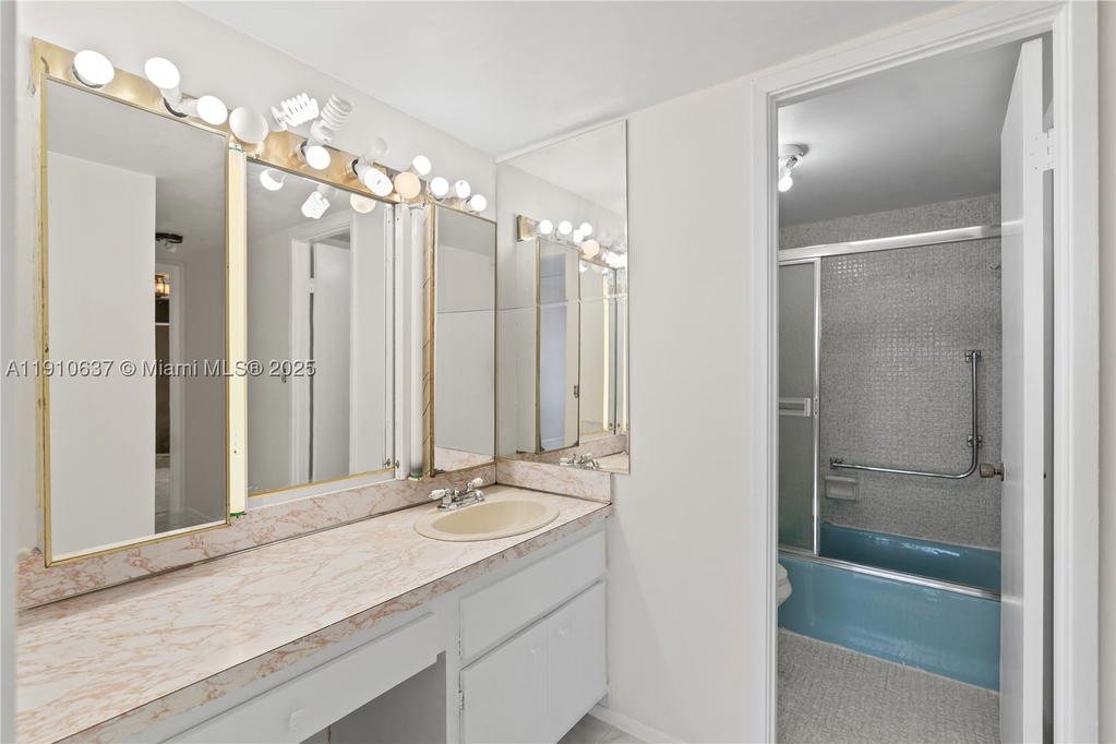 Real estate property located at 1351 Miami Gardens Dr #406E, Miami-dade, Buckley Towers Condo - Ea, Miami, FL