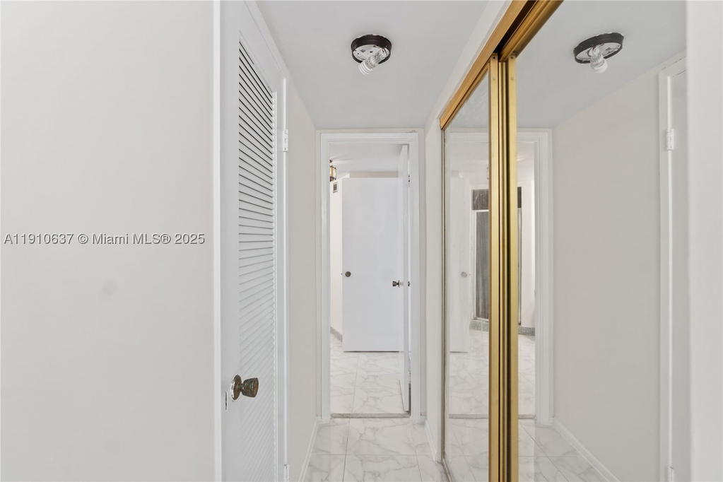 Real estate property located at 1351 Miami Gardens Dr #406E, Miami-dade, Buckley Towers Condo - Ea, Miami, FL