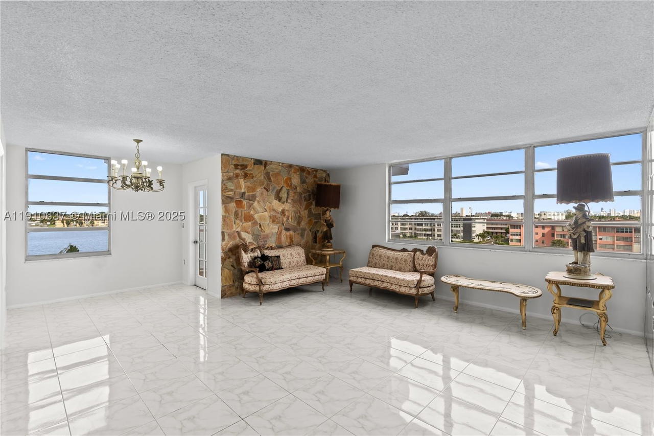 Real estate property located at 1351 Miami Gardens Dr #406E, Miami-dade, Buckley Towers Condo - Ea, Miami, FL