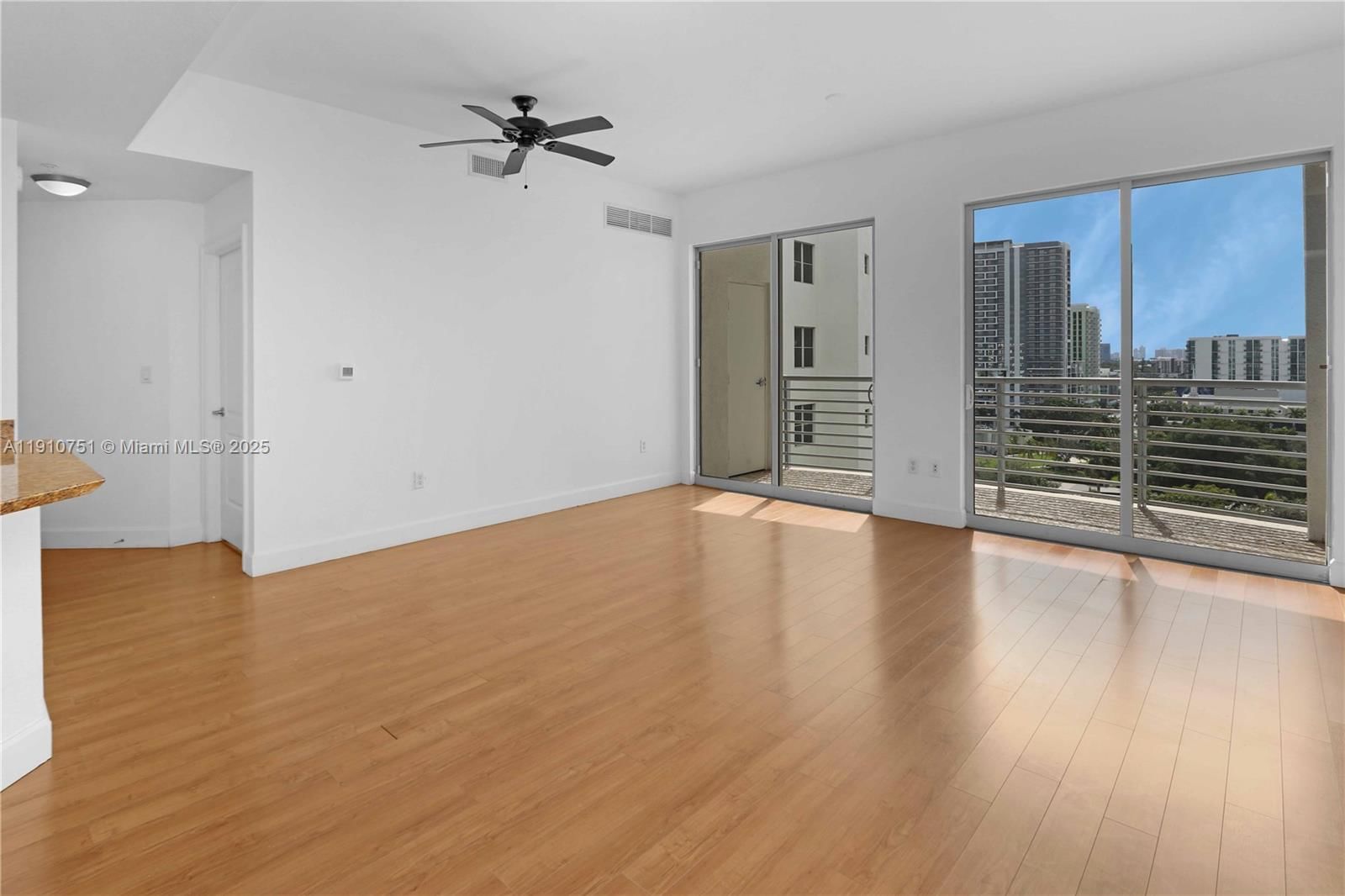Real estate property located at 1830 Radius Dr #1119, Broward, Radius Condo, Hollywood, FL