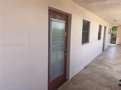 Real estate property located at 10123 Sunrise Lakes Blvd #205, Broward, Sunrise Lakes 156 Condo, Sunrise, FL