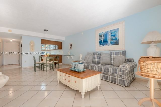 Real estate property located at 1890 56th St #1423, Miami-dade, Palm-east Gardens Condo, Hialeah, FL