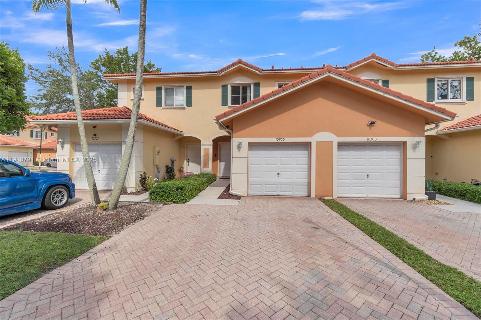 Real estate property located at 10705 Santa Monica Pl, Broward, Santa Monica, Tamarac, FL