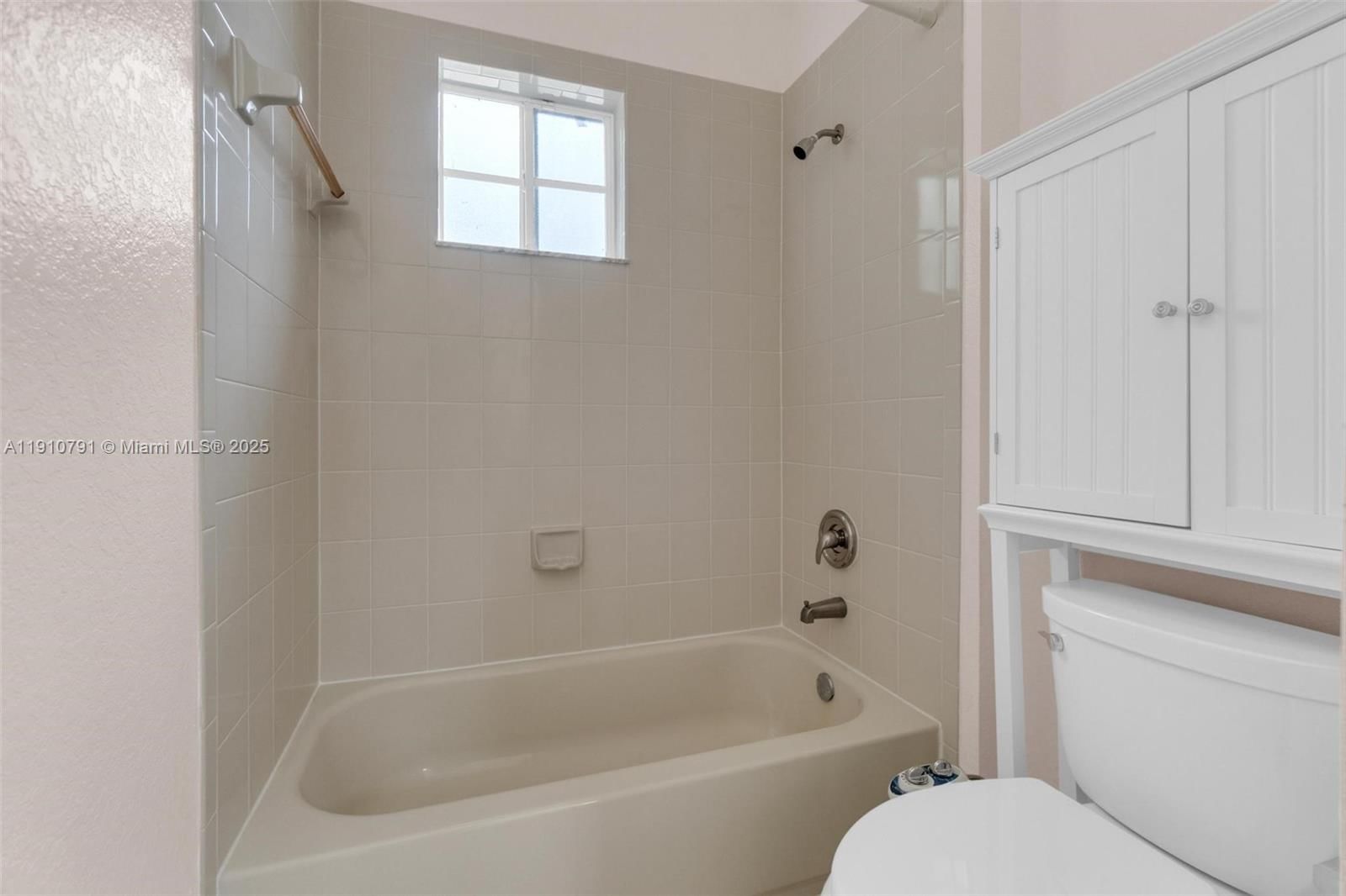Real estate property located at 10705 Santa Monica Pl, Broward, Santa Monica, Tamarac, FL