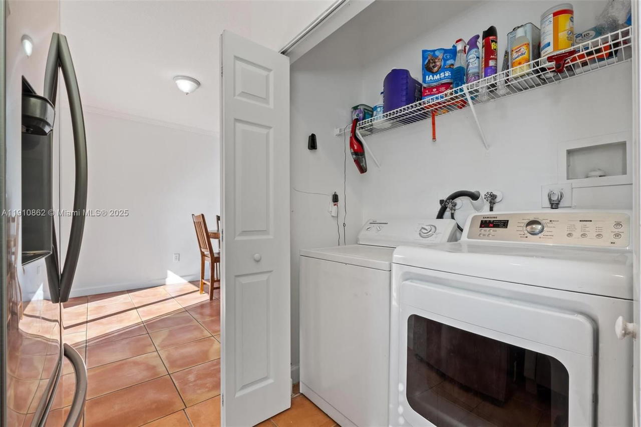 Real estate property located at 2526 41st Ave, Miami-dade, Meghans Place, Homestead, FL
