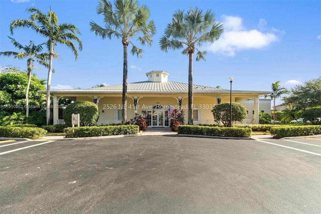 Real estate property located at 2526 41st Ave, Miami-dade, Meghans Place, Homestead, FL