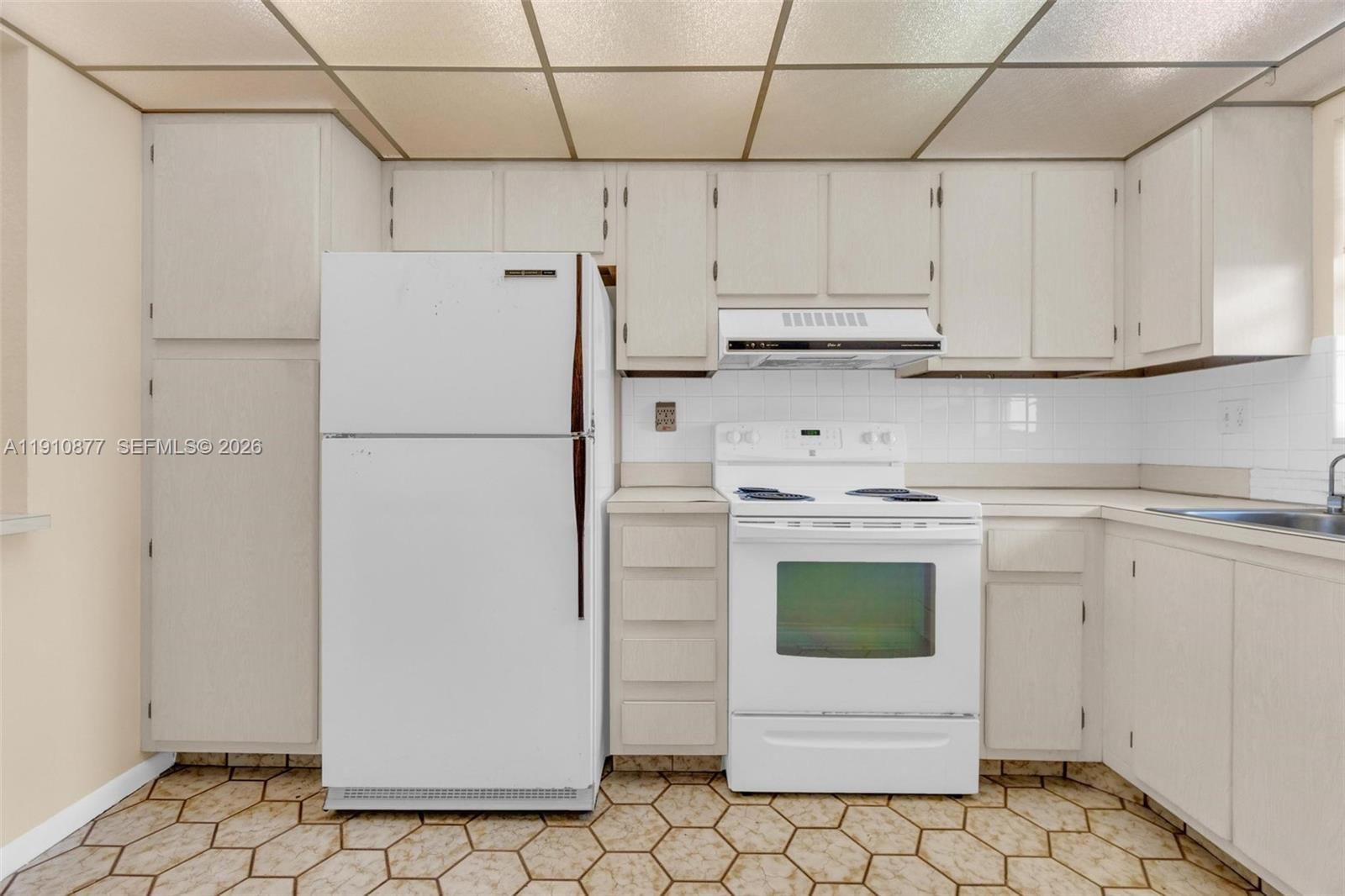 Real estate property located at 3100 Rolling Hills Cir #707, Broward, Rolling Hills Golf And Te, Davie, FL
