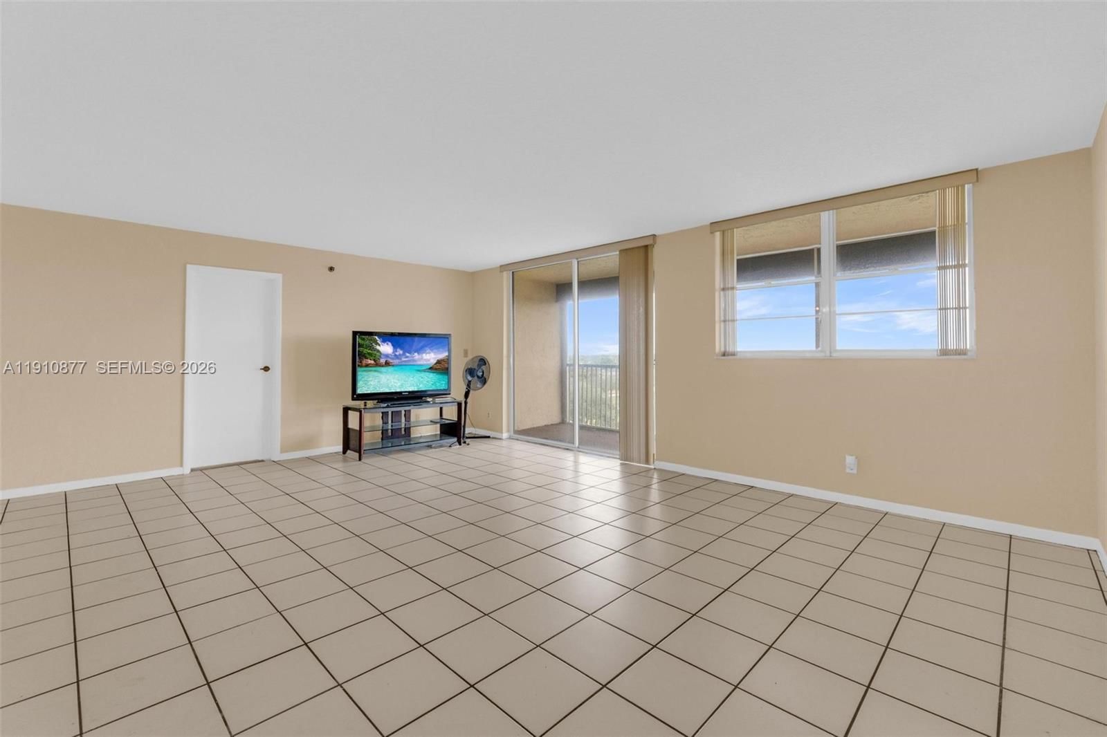 Real estate property located at 3100 Rolling Hills Cir #707, Broward, Rolling Hills Golf And Te, Davie, FL