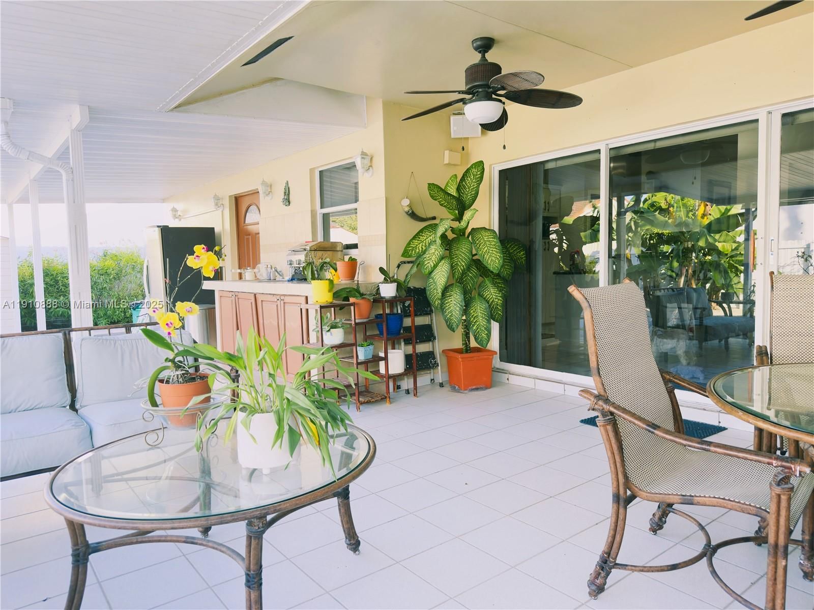 Real estate property located at 13391 7th Ter, Miami-dade, Venezia Homes Estates, Miami, FL