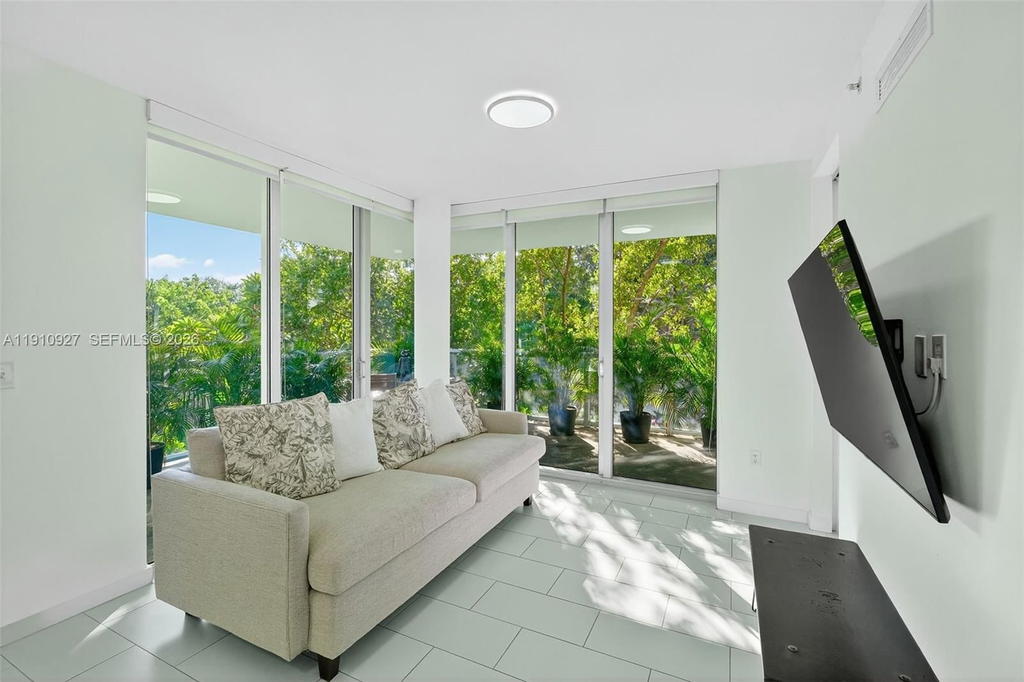 Real estate property located at 720 62nd St #311, Miami-dade, Ios On The Bay Condo, Miami, FL