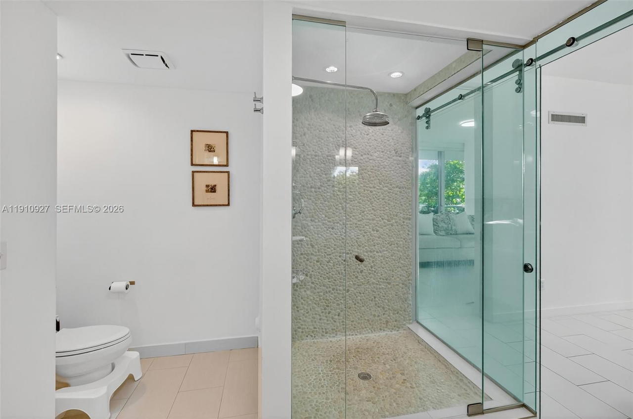 Real estate property located at 720 62nd St #311, Miami-dade, Ios On The Bay Condo, Miami, FL
