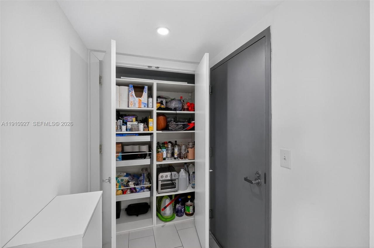 Real estate property located at 720 62nd St #311, Miami-dade, Ios On The Bay Condo, Miami, FL