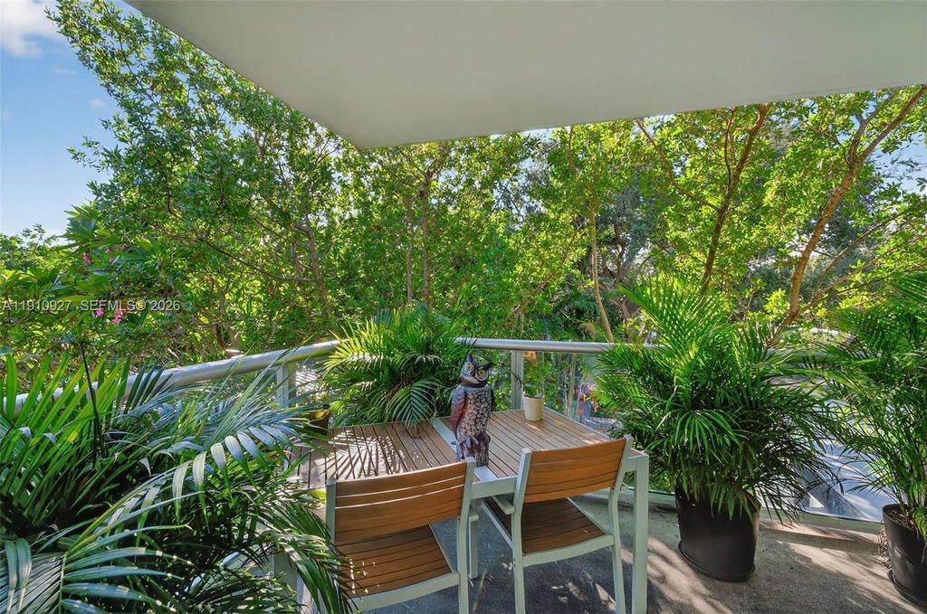 Real estate property located at 720 62nd St #311, Miami-dade, Ios On The Bay Condo, Miami, FL