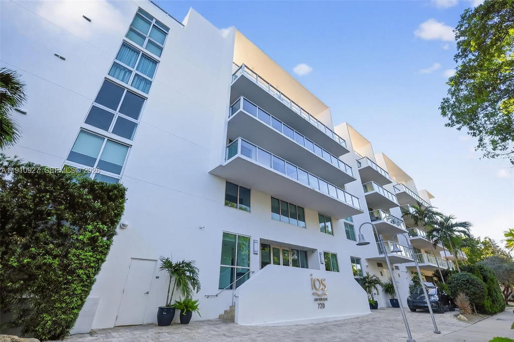 Real estate property located at 720 62nd St #311, Miami-dade, Ios On The Bay Condo, Miami, FL