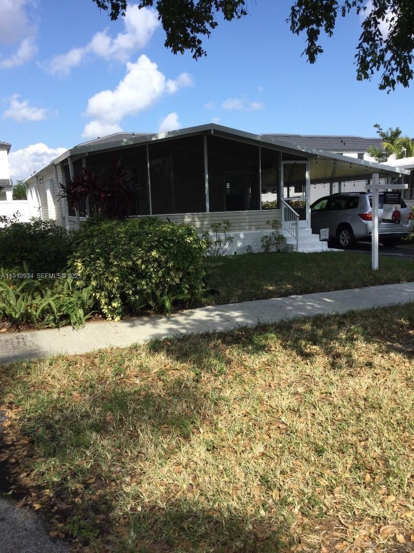 Real estate property located at 3005 50th St, Broward, Ravenswood North, Dania Beach, FL