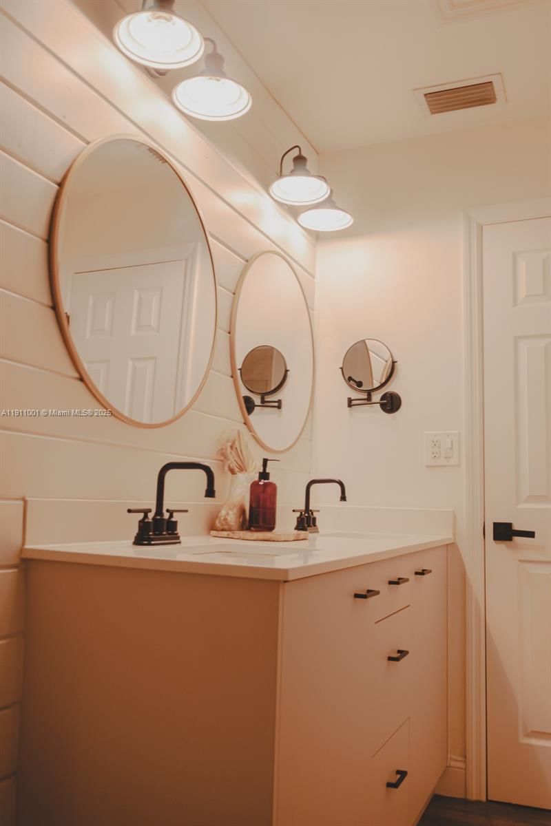 Real estate property located at 7705 178th St #7705, Miami-dade, Palm Springs North Townho, Hialeah, FL