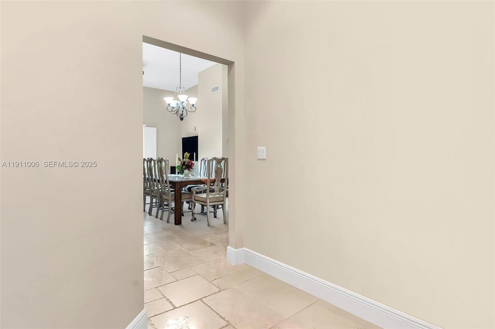 Real estate property located at 8390 72nd Ave #320, Miami-dade, Colonnade At Dadeland Se, Miami, FL