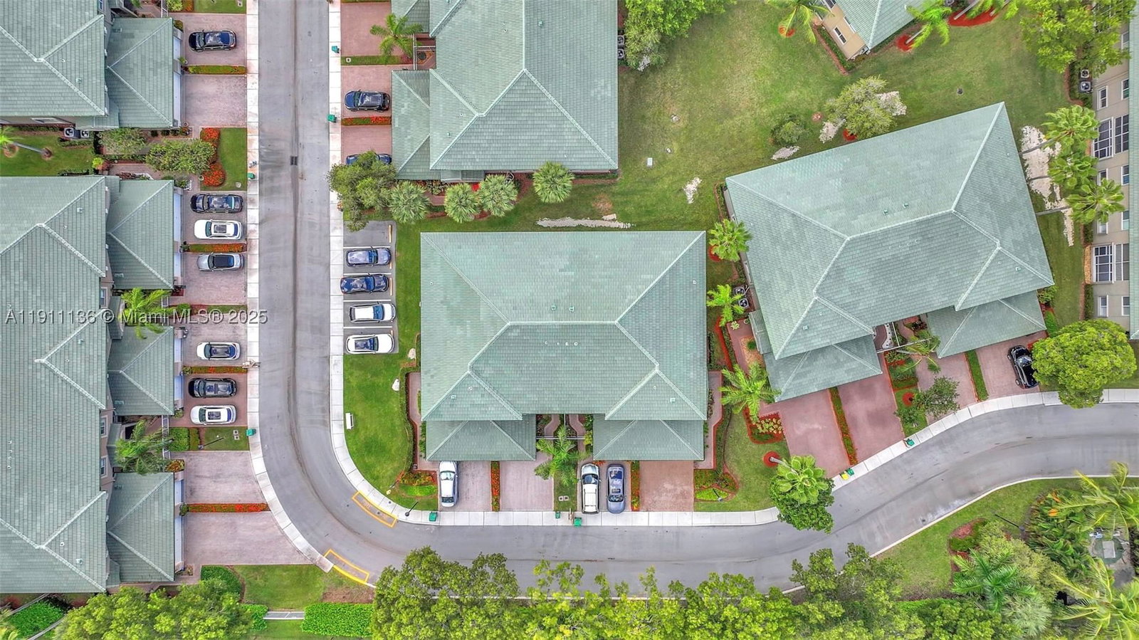 Real estate property located at 7921 Exeter Blvd E #202, Broward, Exeter Condominium, Tamarac, FL
