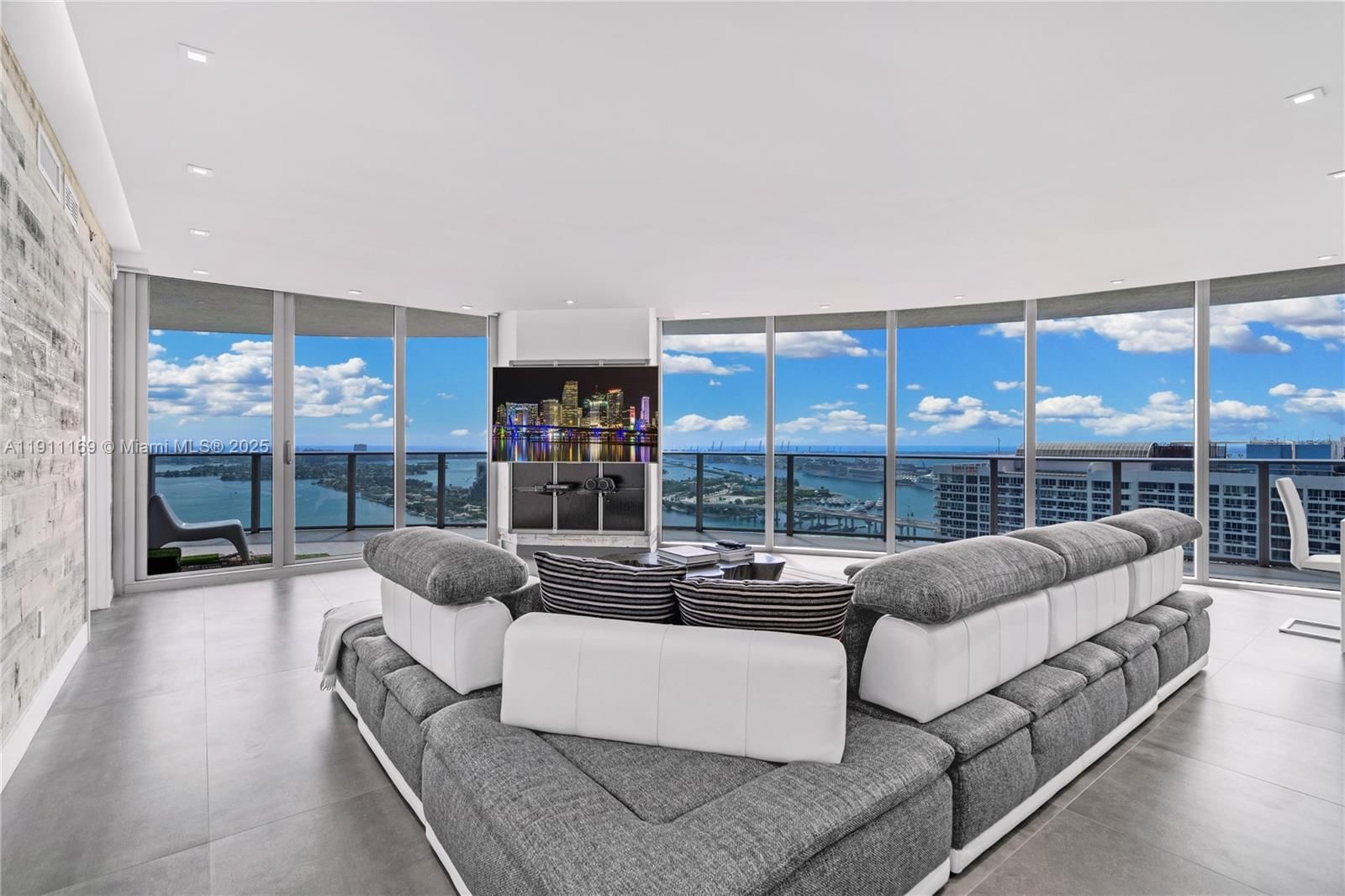 Real estate property located at 488 18th St #3912, Miami-dade, Aria On The Bay Condo, Miami, FL