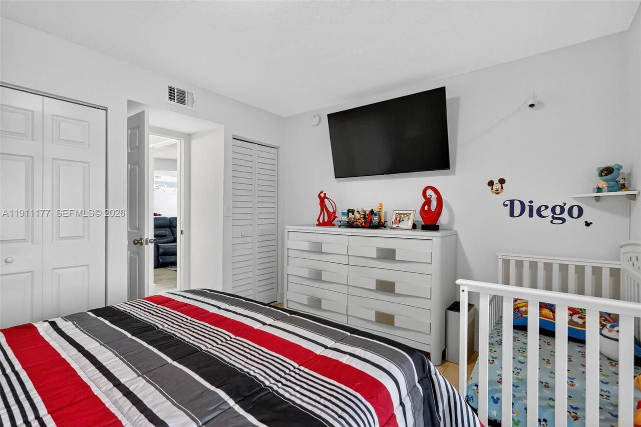 Real estate property located at 7105 13th Ave #201, Miami-dade, Regency Cove Condo, Hialeah, FL
