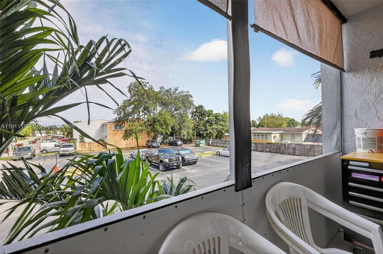Real estate property located at 7105 13th Ave #201, Miami-dade, Regency Cove Condo, Hialeah, FL
