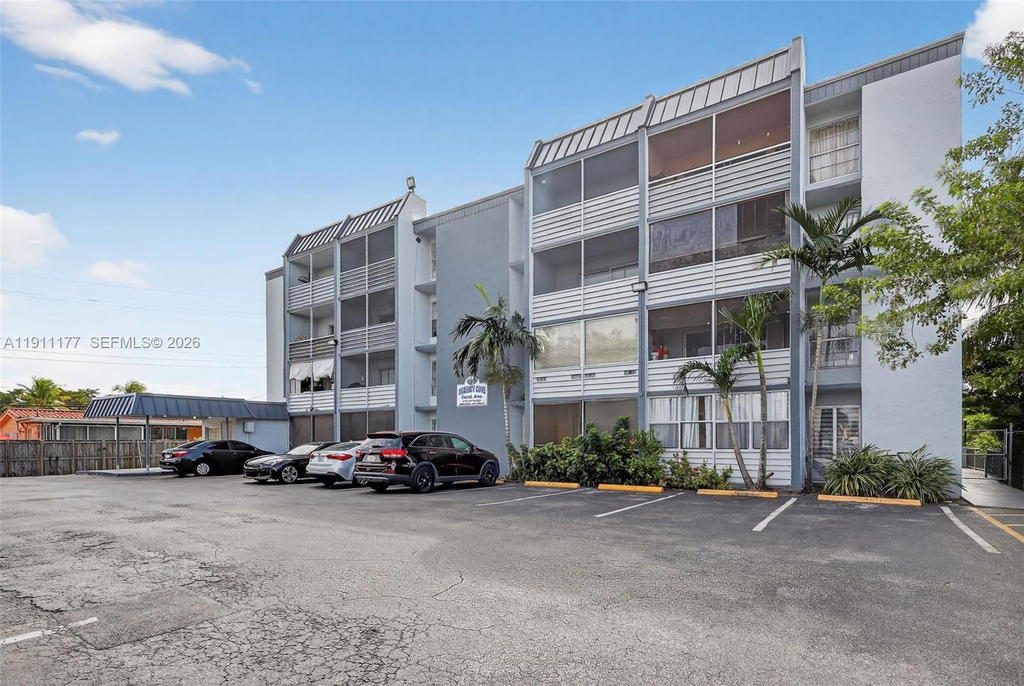 Real estate property located at 7105 13th Ave #201, Miami-dade, Regency Cove Condo, Hialeah, FL
