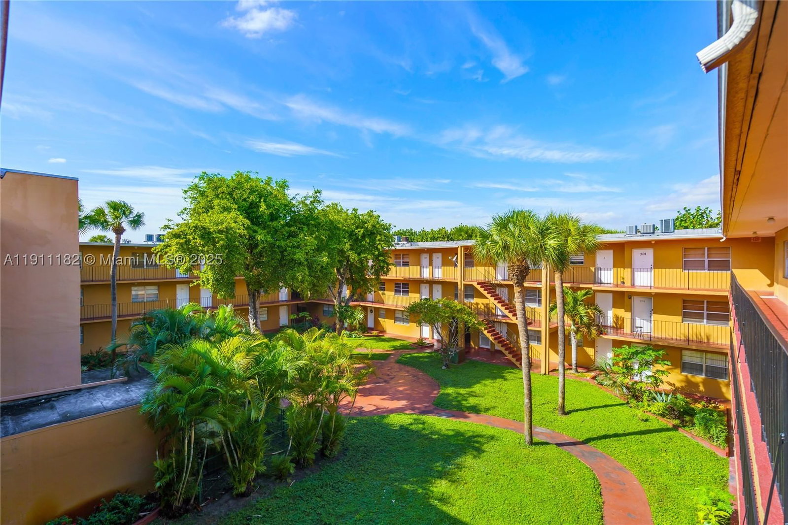 Real estate property located at 1330 54th St #302C, Miami-dade, The Kensington Condo, Hialeah, FL