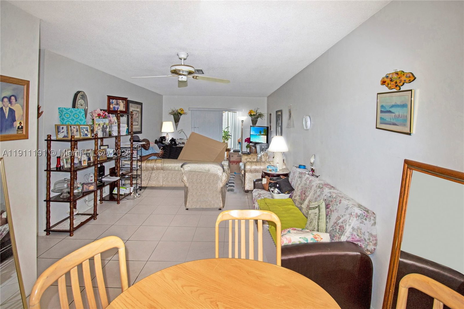 Real estate property located at 2112 1st Way #203, Palm Beach, Village Royale Condo 8, Boynton Beach, FL