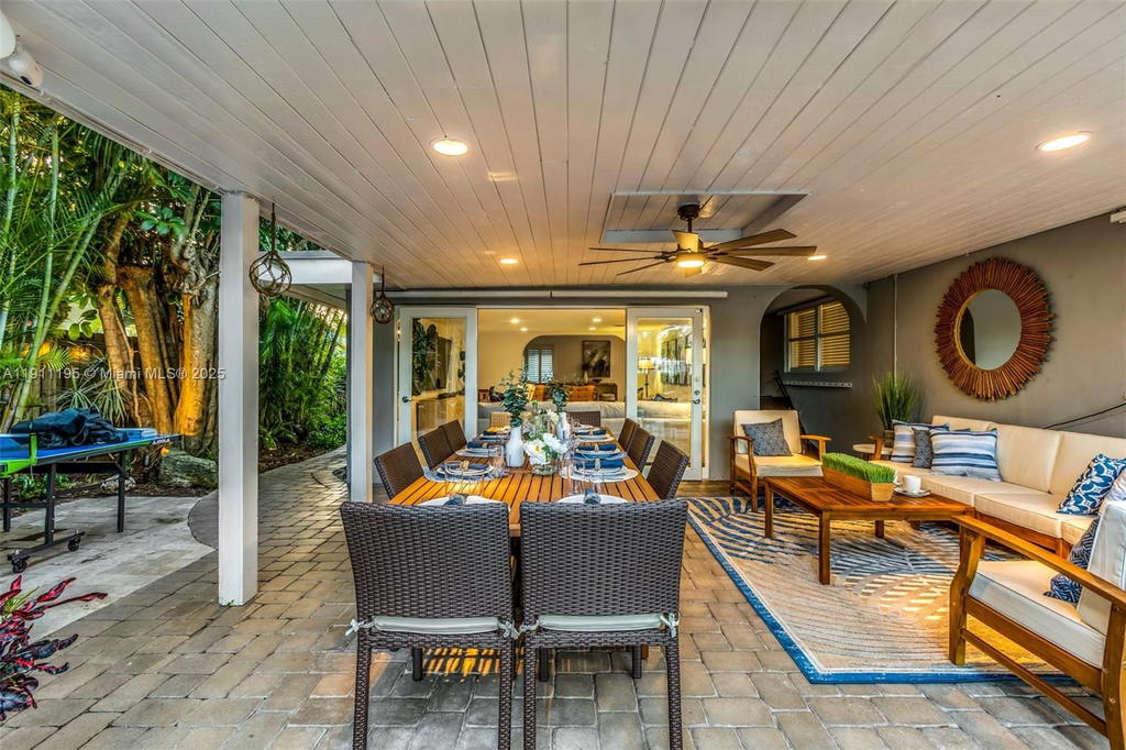 Real estate property located at 2004 17th Way, Broward, River Ridge, Fort Lauderdale, FL