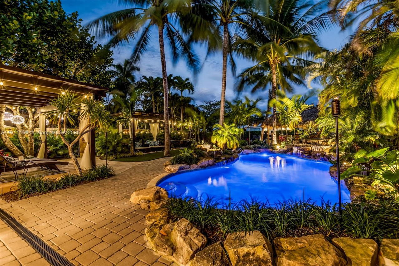 Real estate property located at 2004 17th Way, Broward, River Ridge, Fort Lauderdale, FL
