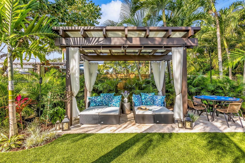 Real estate property located at 2004 17th Way, Broward, River Ridge, Fort Lauderdale, FL